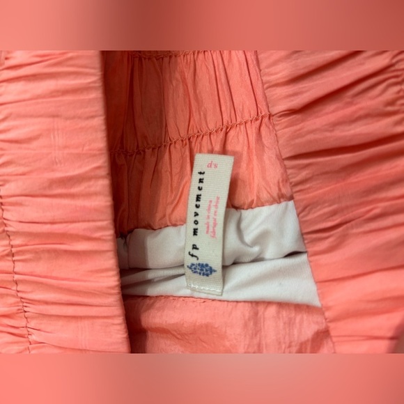 Free People Movement Women’s The Way Home Shorts Size Small in Papaya Punch - Picture 5 of 6